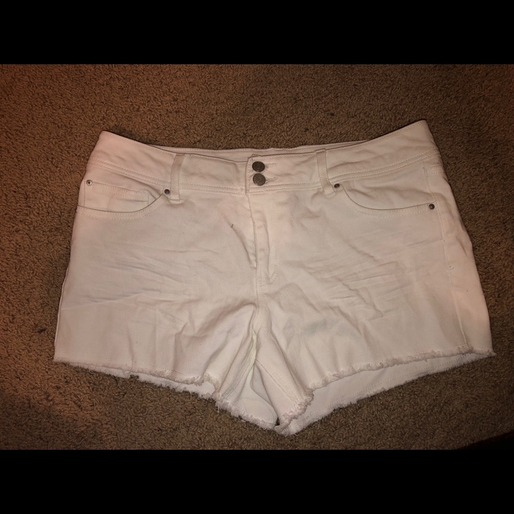 White jean shorts